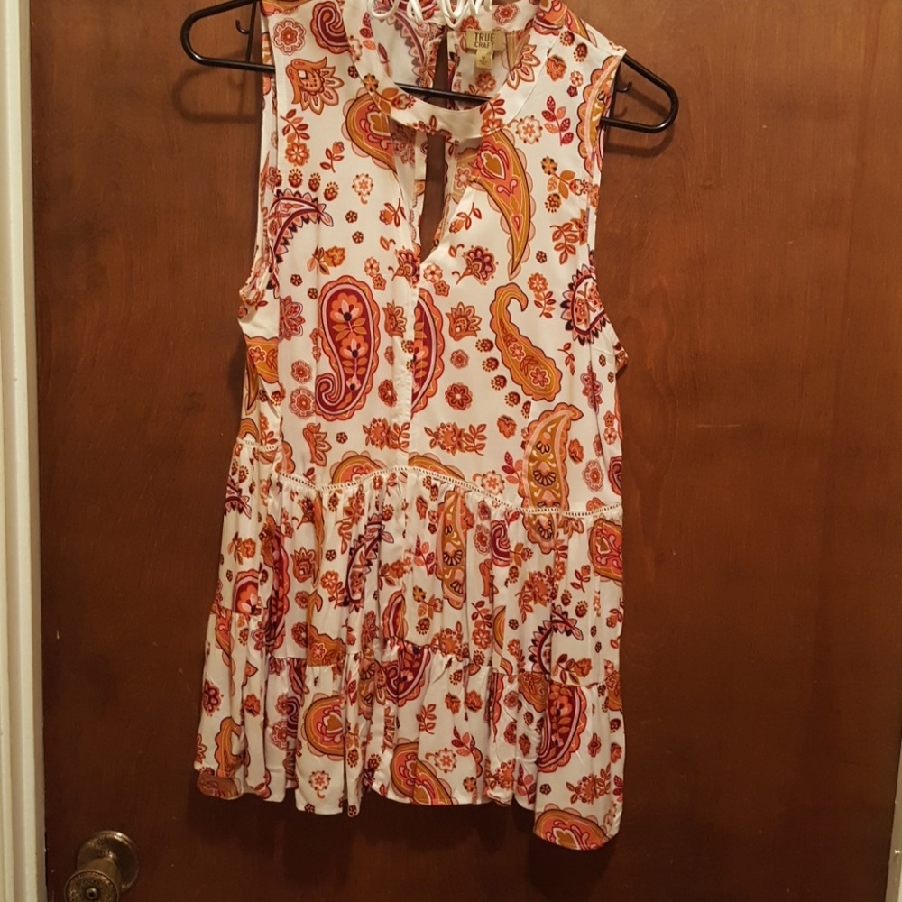 True craft fit and flare sleeveless top
